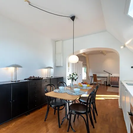 Castel Haussmann-2 By Interhome Appartement